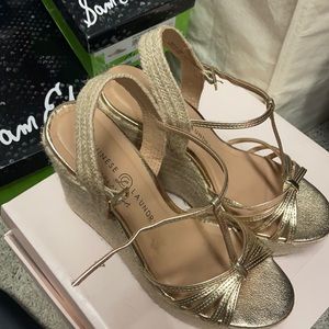 Wedges comfy pretty lightly worn rose gold